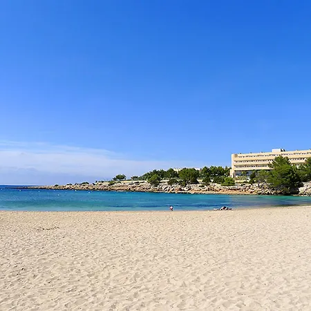 Camelina Aparthotel
