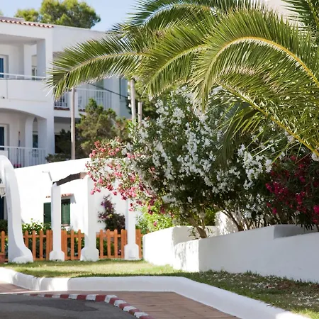 Camelina Aparthotel