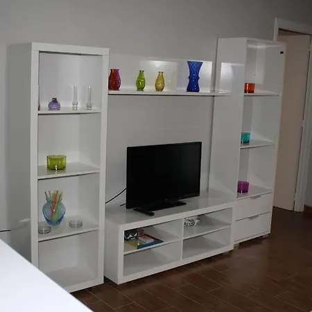 Camelina Aparthotel 3*