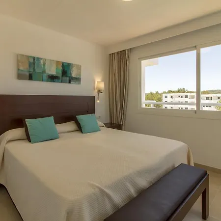 Aparthotel Camelina 3*